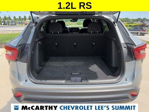 Used 2025 Chevrolet Trax RS w/ Driver Confidence Package FWD image 48