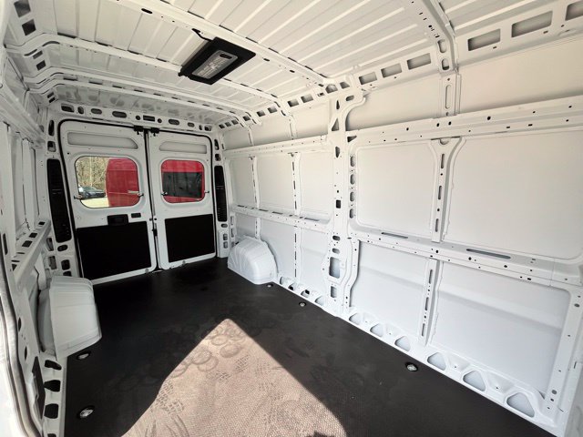 New 2026 RAM ProMaster 2500 w/ Convenience Group FWD image 18