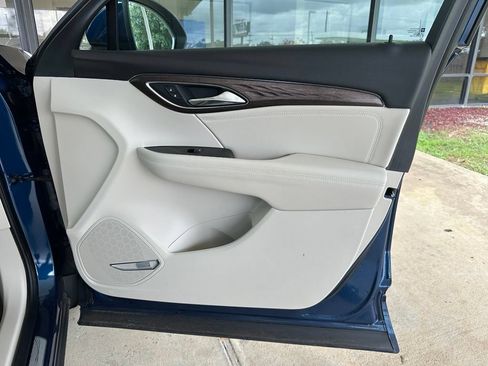 Used 2023 Buick Envision Avenir FWD image 23
