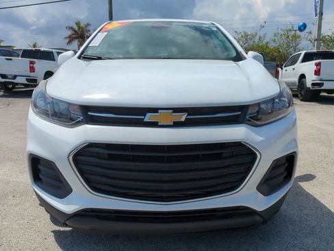 Certified 2021 Chevrolet Trax LS w/ Tint and Cruise Package image 9