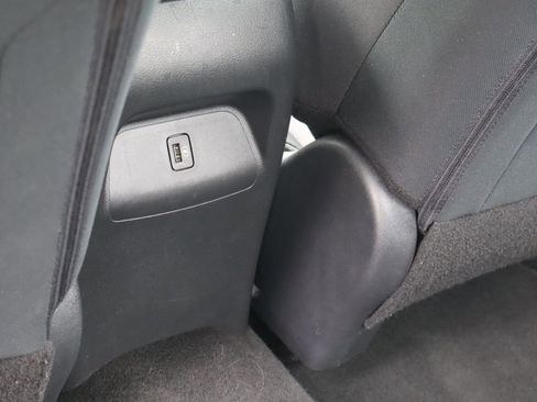 Used 2024 Nissan Sentra SV FWD image 18
