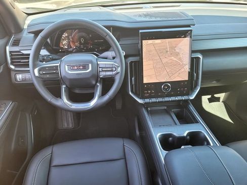 New 2026 GMC Acadia Elevation w/ Elevation Premium Package AWD/4WD image 17