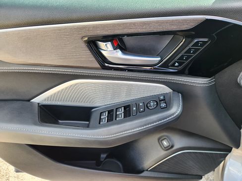 Certified 2024 Acura MDX SH-AWD w/ Advance Package image 19