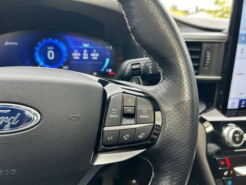 Used 2022 Ford Explorer ST w/ ST Street Pack AWD/4WD image 18