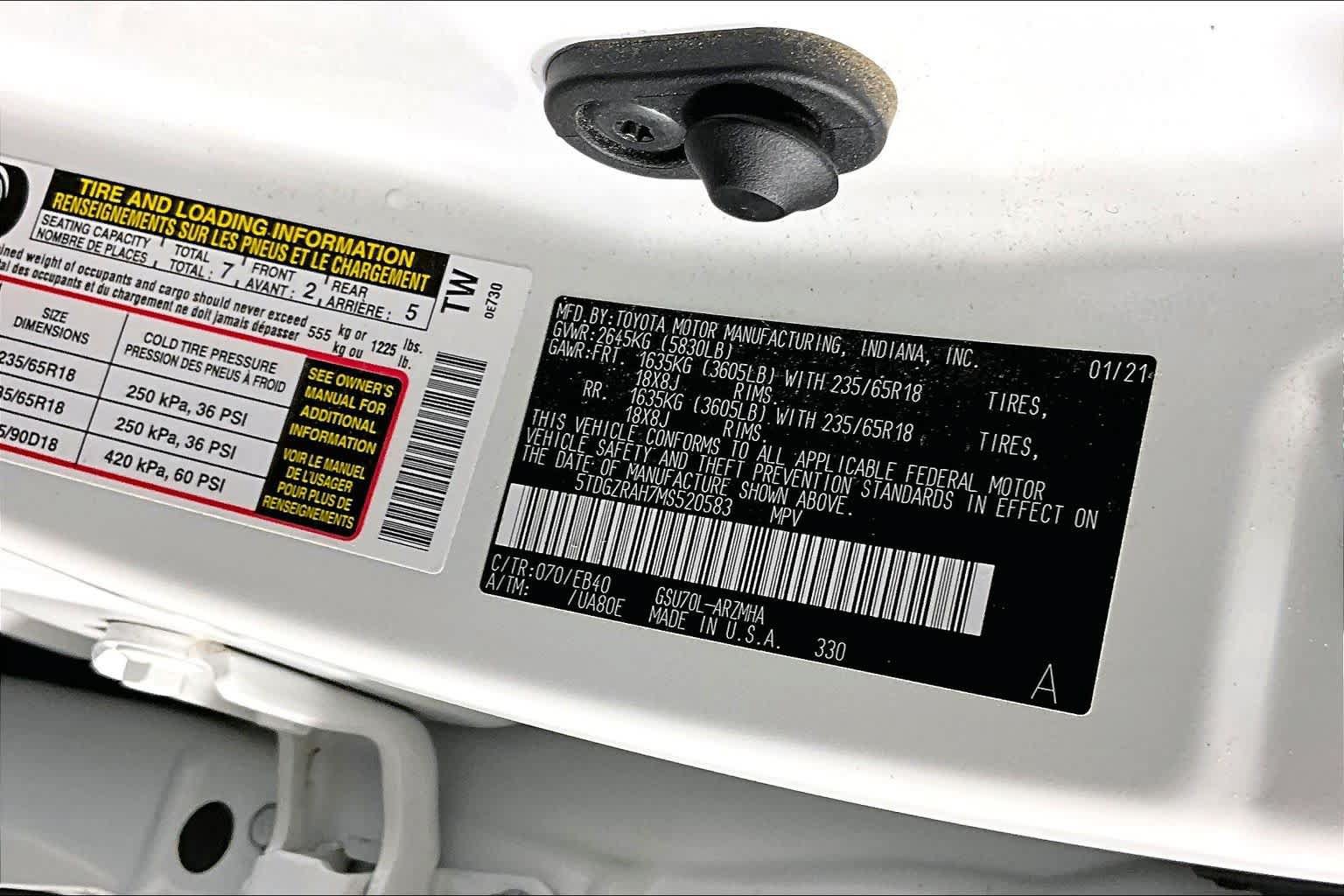 Used 2021 Toyota Highlander XLE FWD image 37