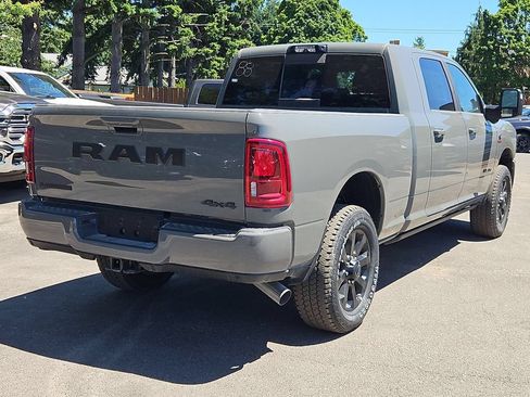 New 2026 RAM 2500 Laramie AWD/4WD image 7