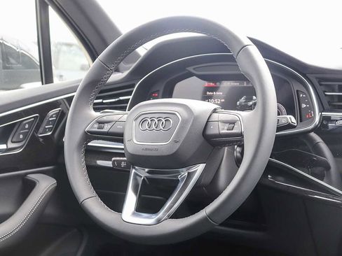New 2025 Audi Q7 3.0T Premium Plus image 16