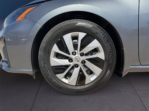 Used 2023 Nissan Altima 2.5 S image 9