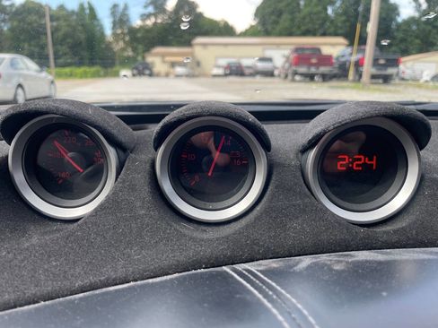 Used 2010 Nissan 370Z Coupe w/ Sport Pkg RWD image 21