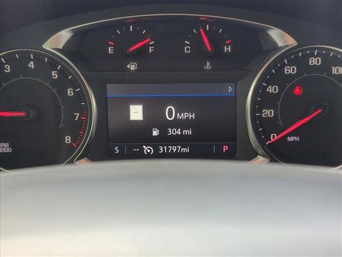 Used 2023 Chevrolet Blazer LT w/ Sound & Technology Package FWD image 12