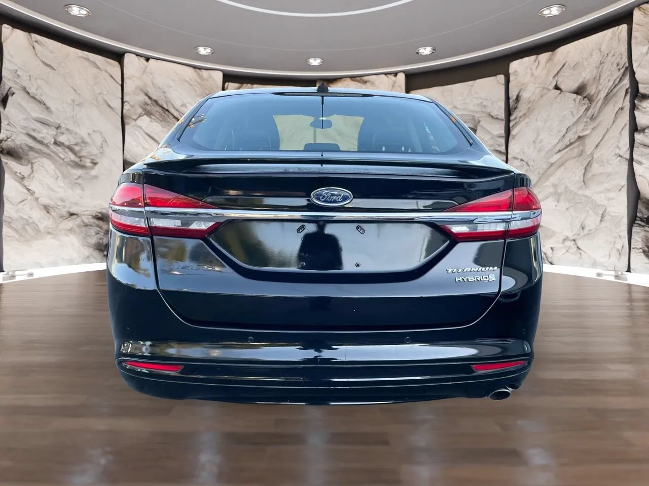 Used 2018 Ford Fusion Titanium FWD image 6