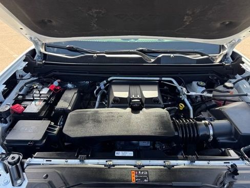 Used 2024 GMC Canyon Elevation image 22