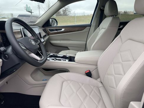New 2026 Volkswagen Atlas SE FWD image 20