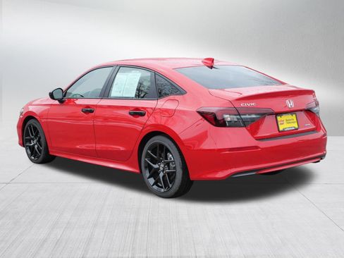 Used 2025 Honda Civic Sport image 5