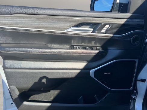 Used 2022 Jeep Wagoneer Series III image 15