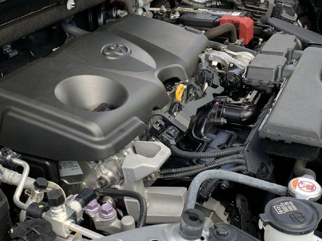 Used 2021 Toyota RAV4 XLE Premium FWD image 16