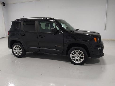 Used 2021 Jeep Renegade Latitude AWD/4WD image 10