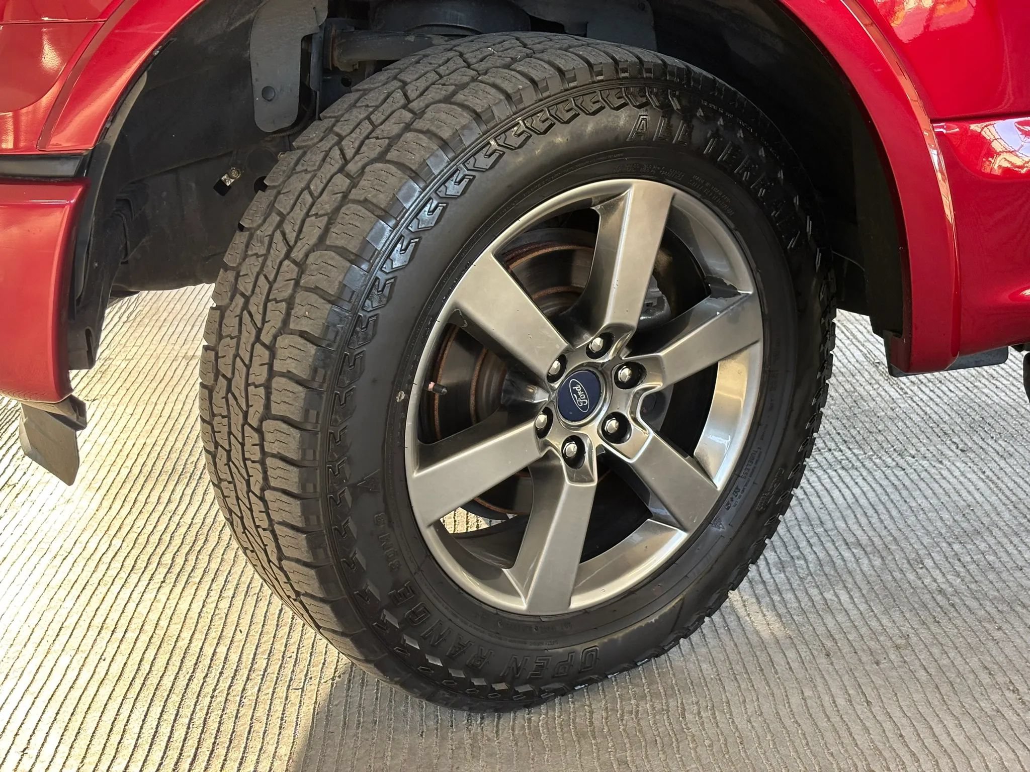 Used 2015 Ford F150 Lariat w/ Equipment Group 502A Luxury AWD/4WD image 15
