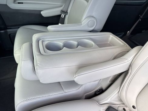 Used 2022 Honda Odyssey EX-L image 17