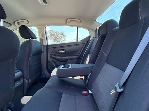 Used 2022 Nissan Sentra SR w/ Electronics Package image 12