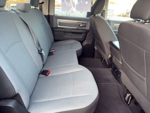 Used 2022 RAM 1500 Classic SLT image 22