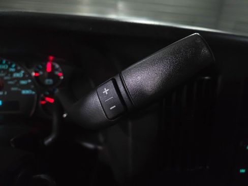 Used 2020 GMC Savana 2500 w/ Driver Convenience Package image 19