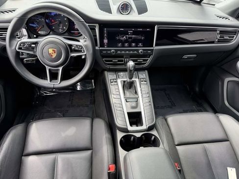 Certified 2021 Porsche Macan AWD/4WD image 15