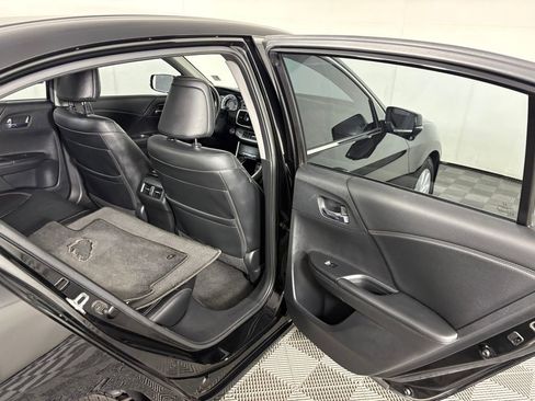 Used 2015 Honda Accord EX-L image 30