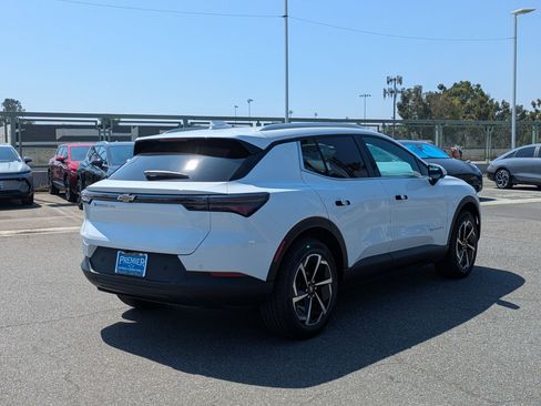 Used 2026 Chevrolet Equinox EV LT image 5