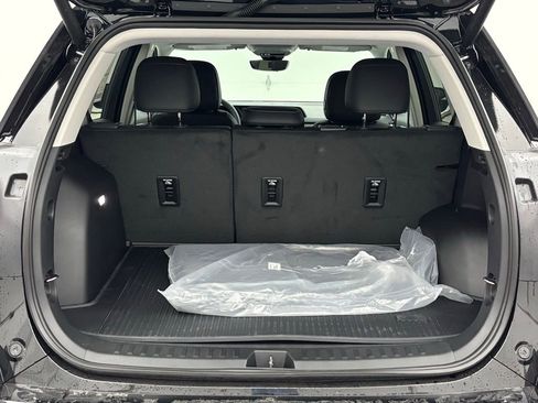 New 2026 GMC Terrain Denali w/ LPO, Floor Liner Package image 10