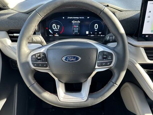 New 2026 Ford Explorer Active w/ Active Comfort Package image 21