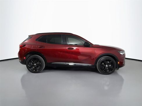 Used 2021 Buick Envision Essence w/ Sport Touring Package FWD image 4