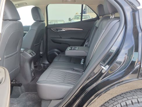 Used 2023 Buick Envision Avenir image 31