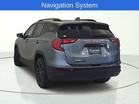 Used 2021 GMC Terrain SLT w/ Infotainment Package II FWD image 4