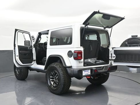 New 2025 Jeep Wrangler Rubicon w/ Xtreme 35 Tire Package image 66