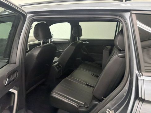 Used 2022 Volkswagen Tiguan SE R-Line FWD image 22