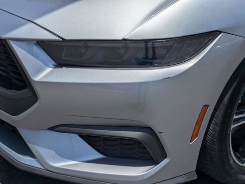Used 2025 Ford Mustang Premium RWD image 11
