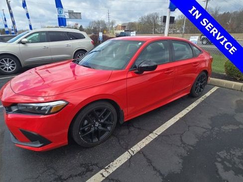 Used 2024 Honda Civic Sport image 3