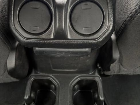 Used 2021 Jeep Wrangler Sport AWD/4WD image 19