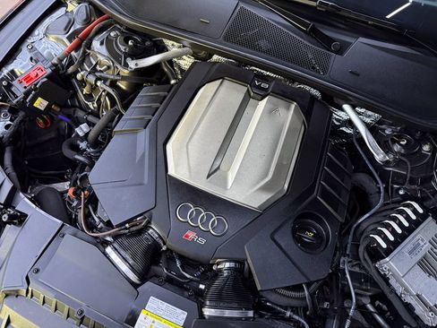 Used 2021 Audi RS 7 Sportback w/ Carbon Optic Package AWD/4WD image 29