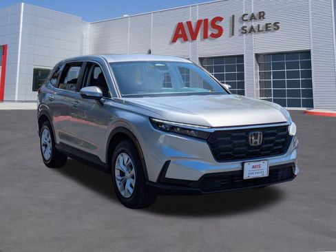 Used 2025 Honda CR-V LX image 3