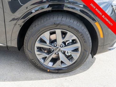 Used 2025 Kia Sportage SX Prestige image 33
