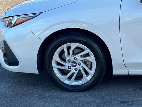 Used 2024 Subaru Impreza 2.0i image 9