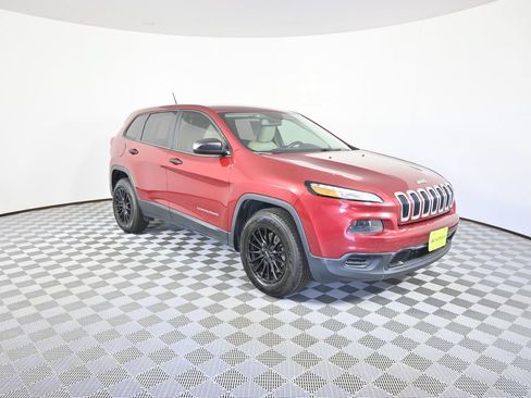 Used 2016 Jeep Cherokee Sport AWD/4WD image 9