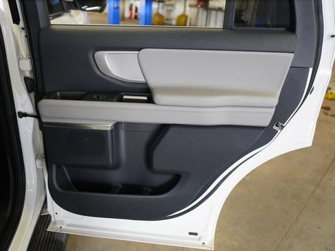 New 2026 Ford Expedition Active AWD/4WD image 24