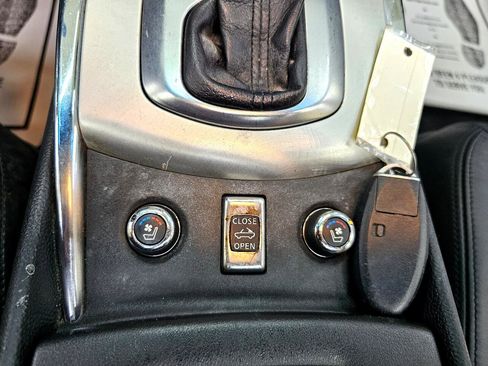 Used 2013 INFINITI G37 Sport w/ Premium Pkg image 32