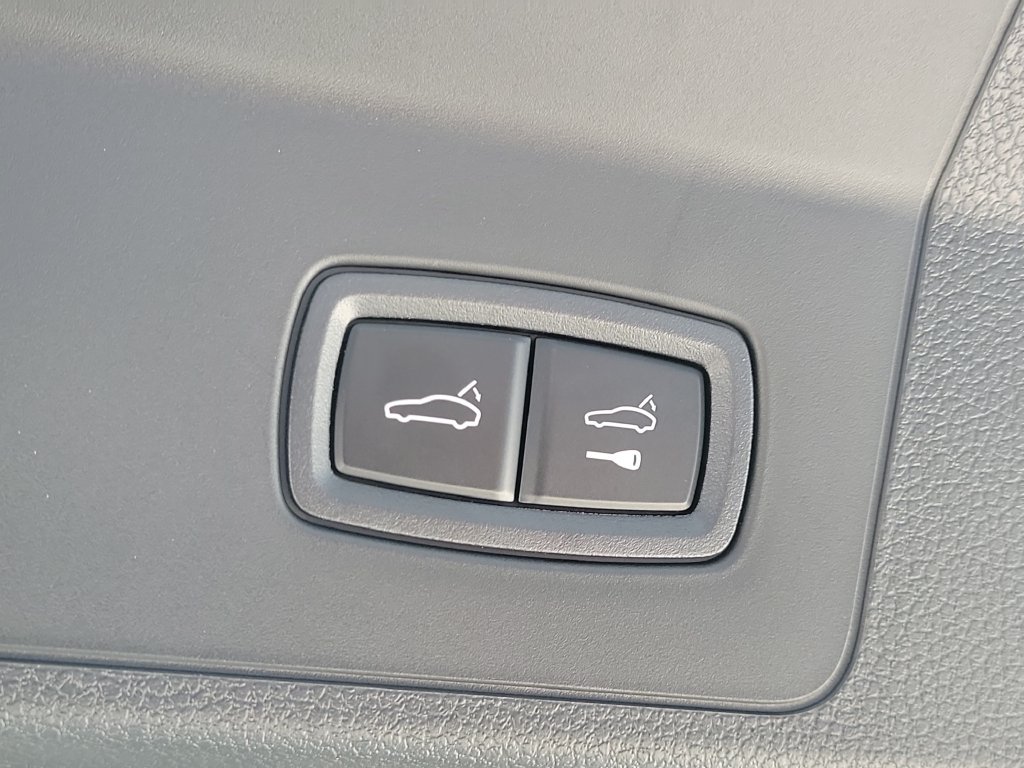 New 2026 Porsche Panamera 4 AWD/4WD image 18