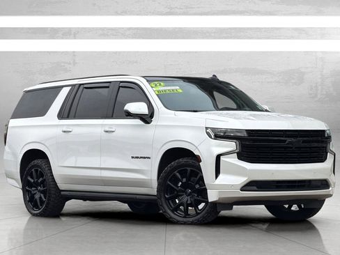 Used 2022 Chevrolet Suburban RST w/ Luxury Package image 2