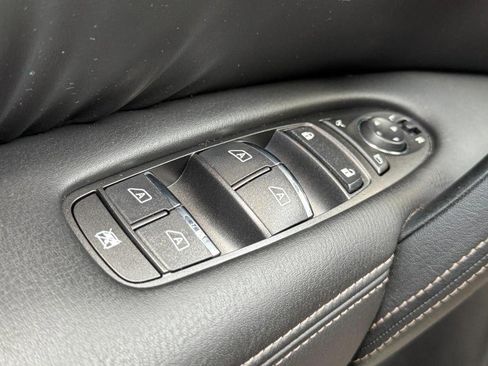 Used 2022 Nissan Armada Platinum w/ Captain's Chairs Package AWD/4WD image 31