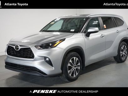Used 2023 Toyota Highlander XLE